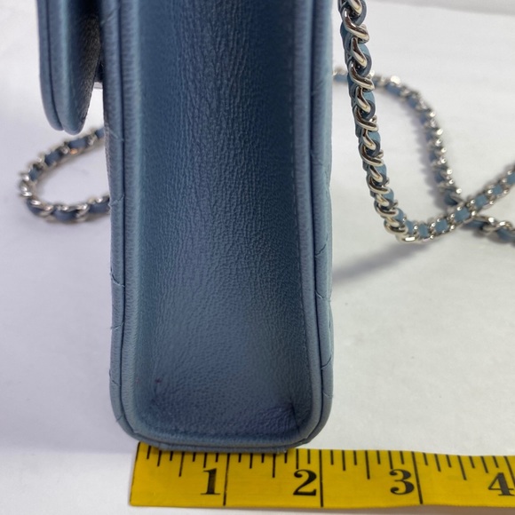 CHANEL Caviar Phone Case or Crossbody Bag - Picture 8 of 16